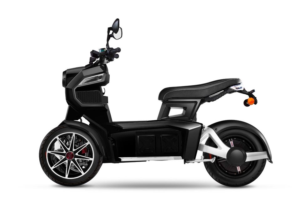 Elektroroller E-Scooter, Doohan ITank,  2500Watt Boschmotor, 2 Personen,  32Ah Li Akku, in Nonnweiler