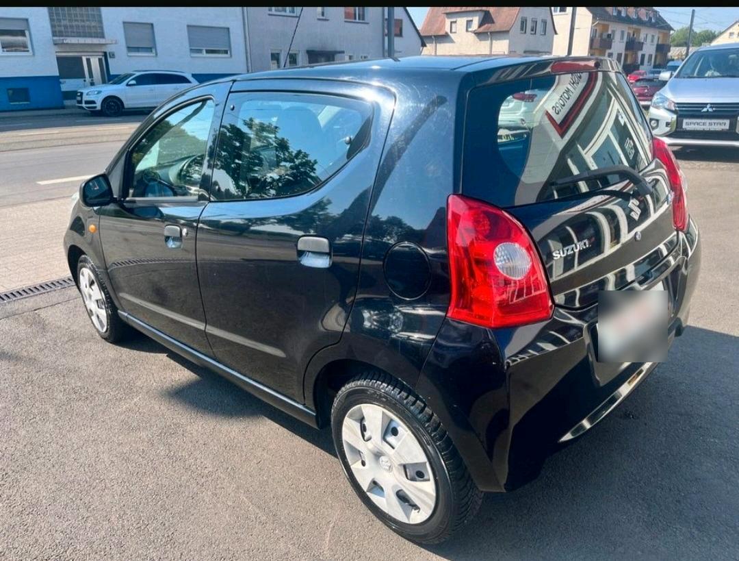 Abbildung des Autos Zuzuki Alto
