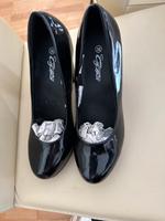 Lack Pumps Größe 38 neu mit Etikett schwarz Plateau Hessen - Schmitten Vorschau