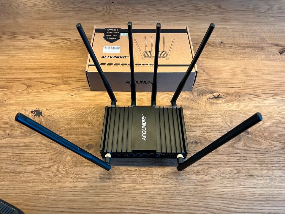 AFOUNDRY EW1200 Dualband WiFi Router Repeater 2,5G&5GHz 1200Mbps in  Niedersachsen - Osnabrück | Netzwerk & Modem gebraucht kaufen | eBay  Kleinanzeigen ist jetzt Kleinanzeigen