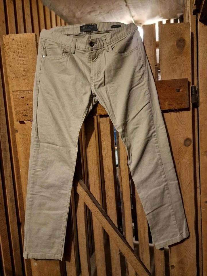 Jeans 34/32 beige in Stuttgart