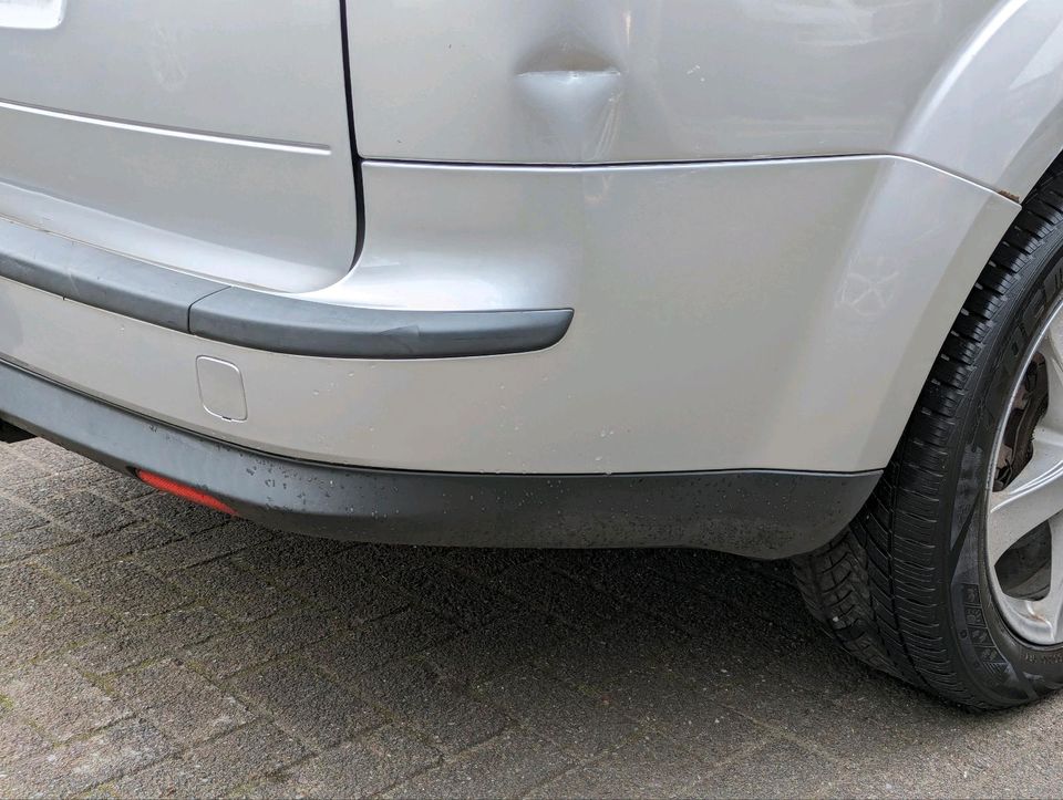 Ford Focus MK2 Turnier - Stoßstange hinten Silber O3 Kombi Heck in Lippstadt