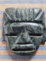 Maske im Maya-Stil aus Jade 11 x 10 cm aus Honduras Niedersachsen - Wedemark Vorschau