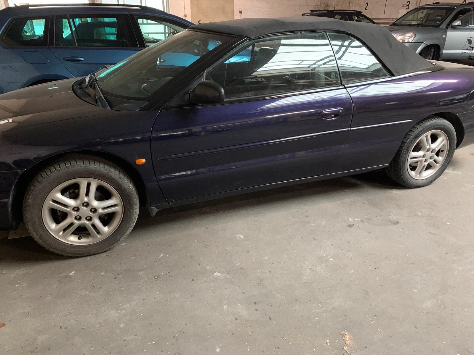 Abbildung des Autos Chrysler Cabrio mit LPG …