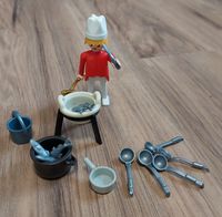 Playmobil Koch Figur & viel Zubehör Kellen Fische Topf Mütze Niedersachsen - Osterholz-Scharmbeck Vorschau