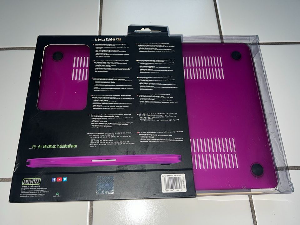 MacBook Pro 13“ Artwizz Rubber Clip Case in Strausberg