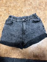 Kurze Shorts in Grau Brandenburg - Oberkrämer Vorschau