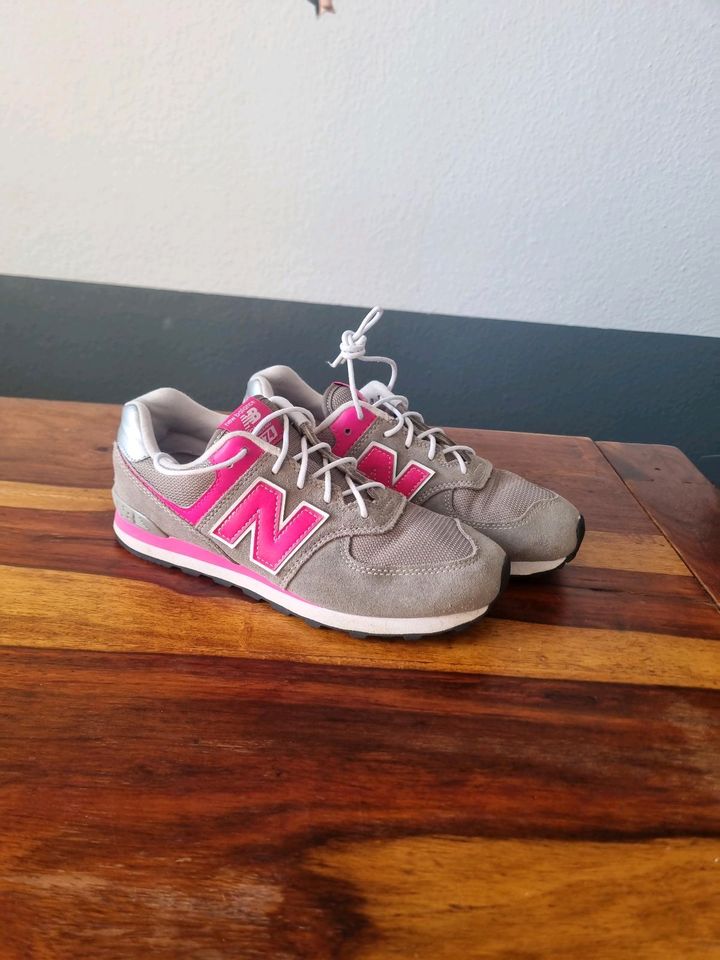 Neuwertige New balance Sneaker  Gr 37 in Kornwestheim