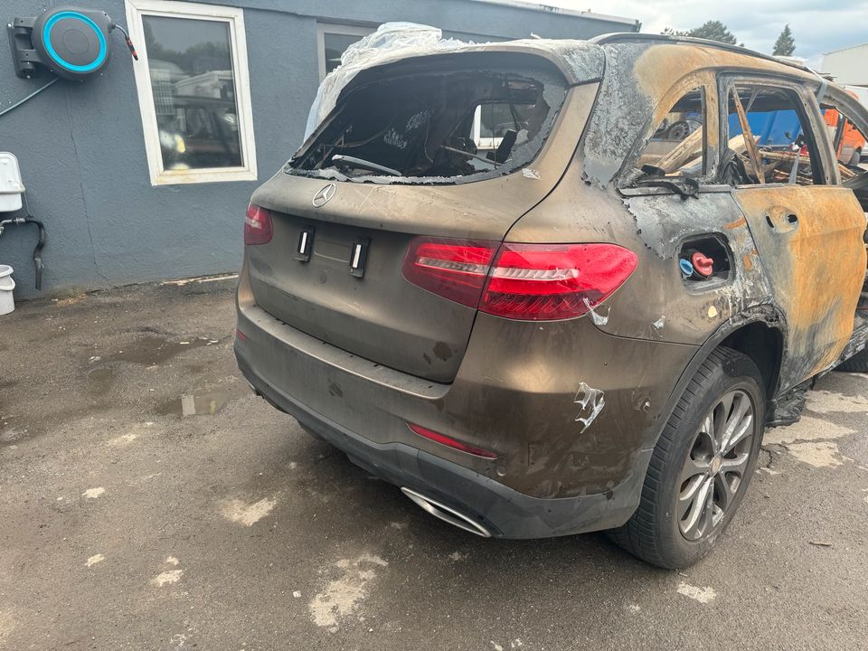 Mercedes GLC Schlachtfest Teile Hinterachse in Bottrop