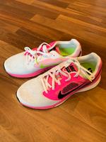 NEU Nike Sneaker Turnschuhe weiß pink 39 Performance Air Zoom Fly Nordrhein-Westfalen - Geldern Vorschau