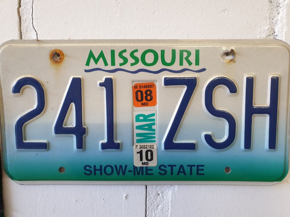 Auto PKW original Paar Kennzeichen Nummernschilder USA Missouri in Berlin