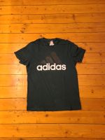 Dunkelgrünes Herren T-Shirt von Adidas in Größe M Bayern - Möhrendorf Vorschau