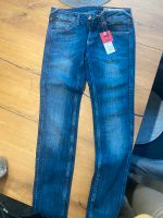 Tommy Hilfinger Jeans 26/32 neu Düsseldorf - Mörsenbroich Vorschau