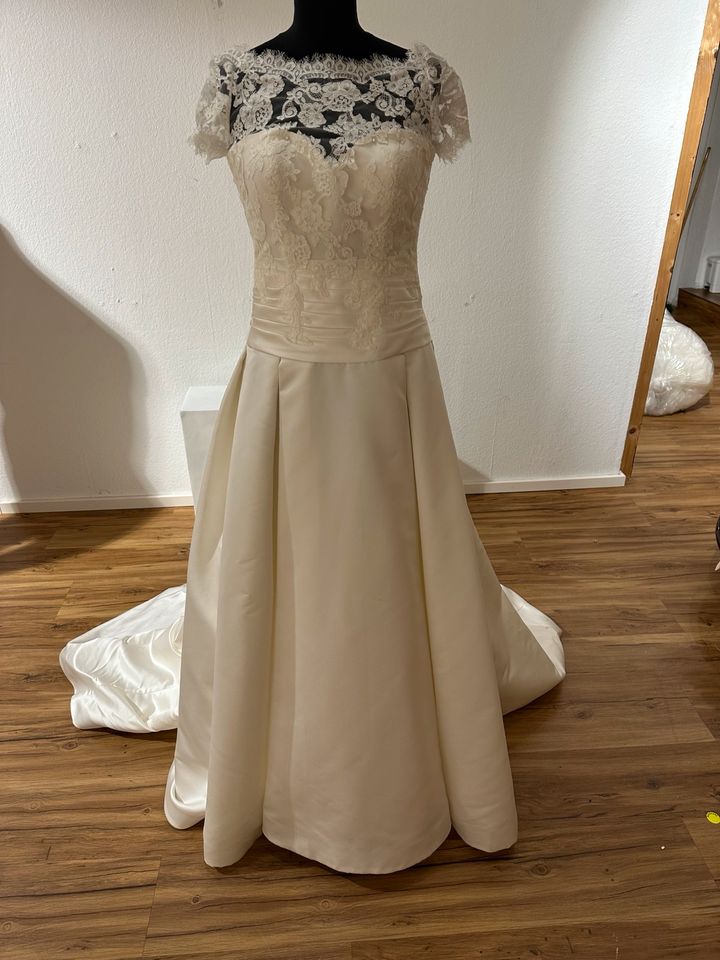 Brautkleid in Freiburg im Breisgau