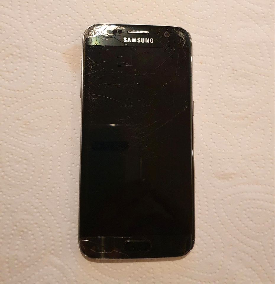 Samsung Galaxy S7 SM-G930F, 32 GB, 4G, Smartphone defekt in Köln