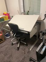 Kettler Schreibtisch Kinderschreibtisch verstellbar inkl. Stuhl Nordrhein-Westfalen - Lippstadt Vorschau