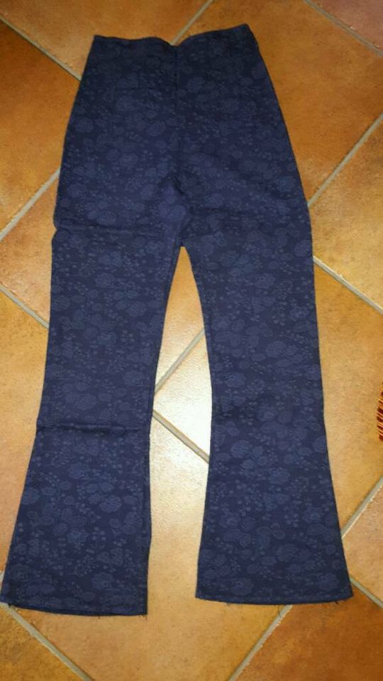 Jeans,Hose,Schlupfhose,Langarmshirt,Glanz,festlich,Gr.152 in Calbe (Saale)