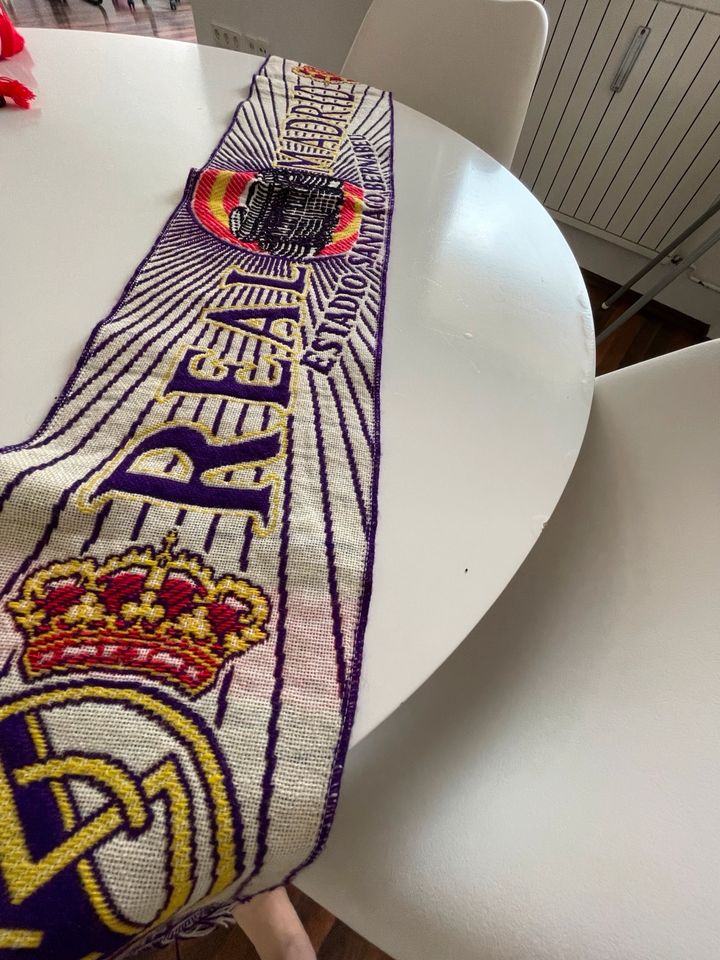 Real Madrid Football Supporters Scarf in Wolfsburg