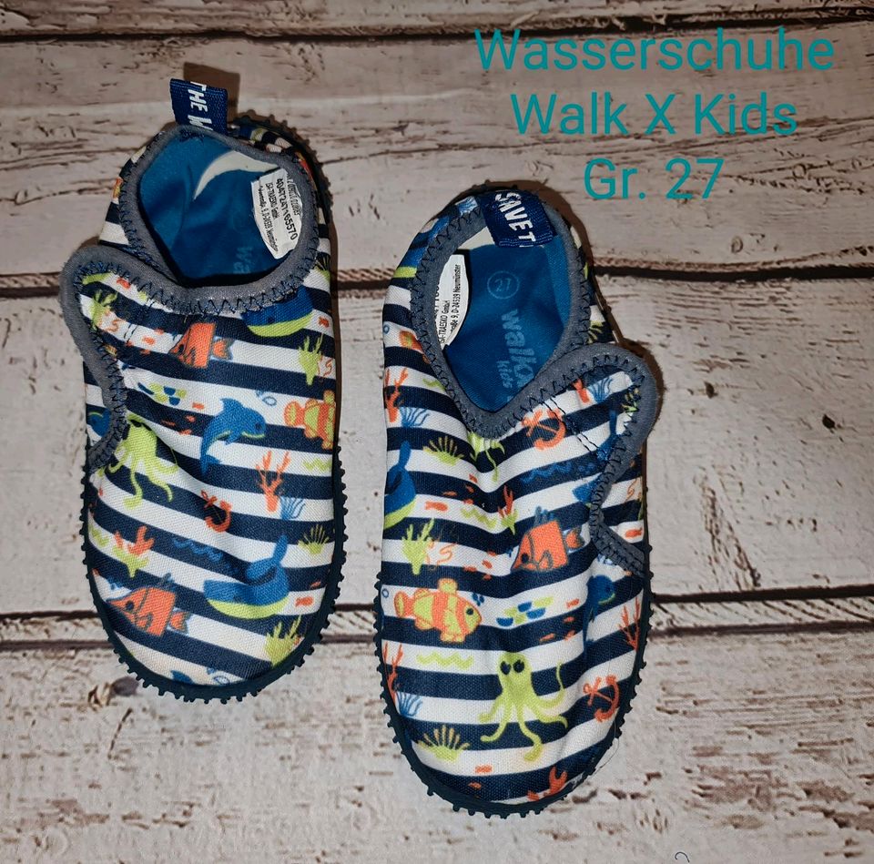 Wasserschuhe Badeschuhe Gr. 27 in Spelle