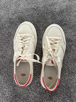 UGG Damenturnschuhe neu, Größe 39 Baden-Württemberg - Mannheim Vorschau