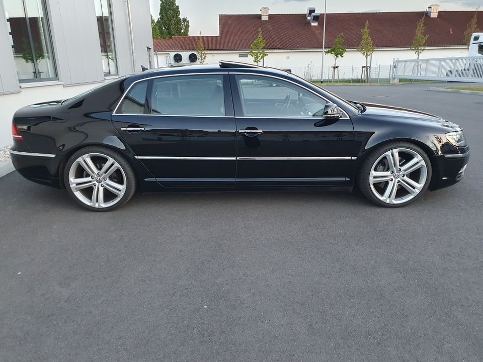 VW Phaeton 4,2 V8 4 Sitzer, Langversion, Standheizung, 21 Zoll in Lutherstadt Wittenberg