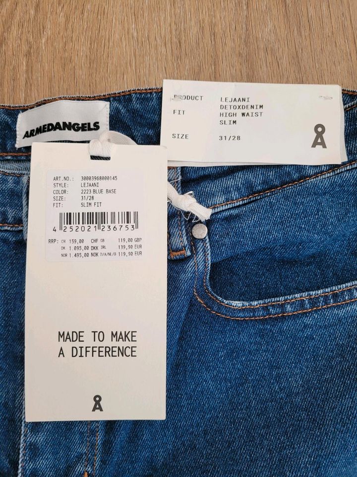 Jeans von Armedangels in Essen