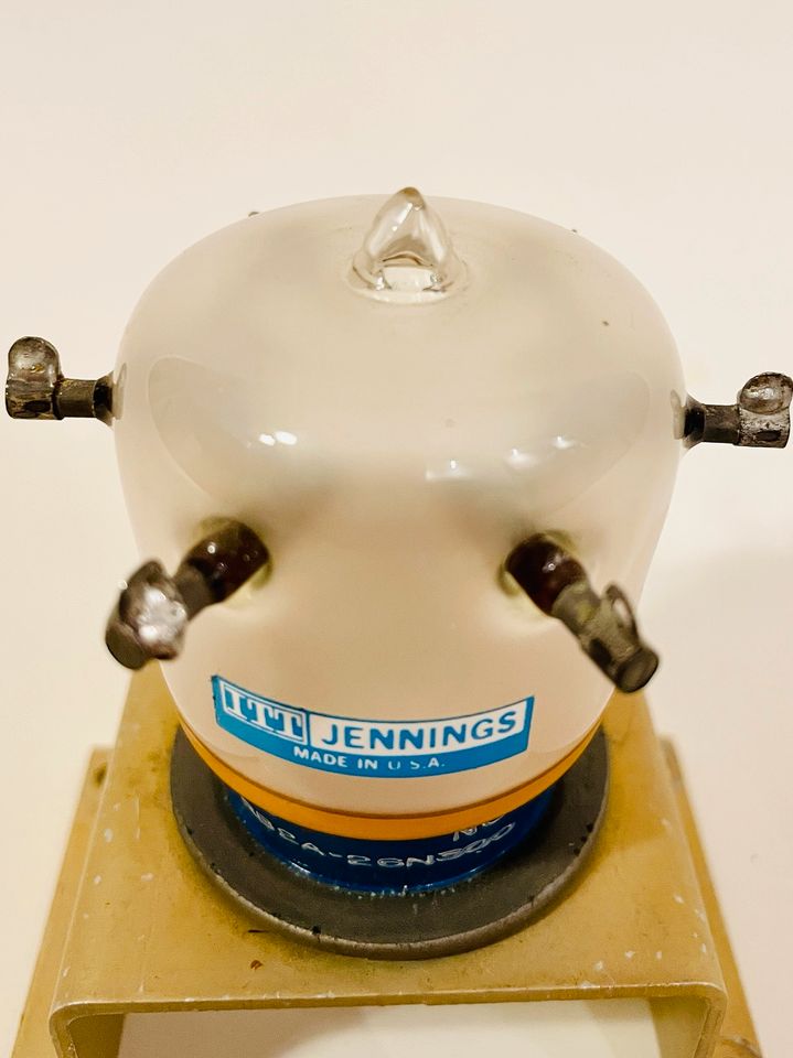 Jennings RB2A - 26N300 High Voltage Vacuum Relay in Hamburg