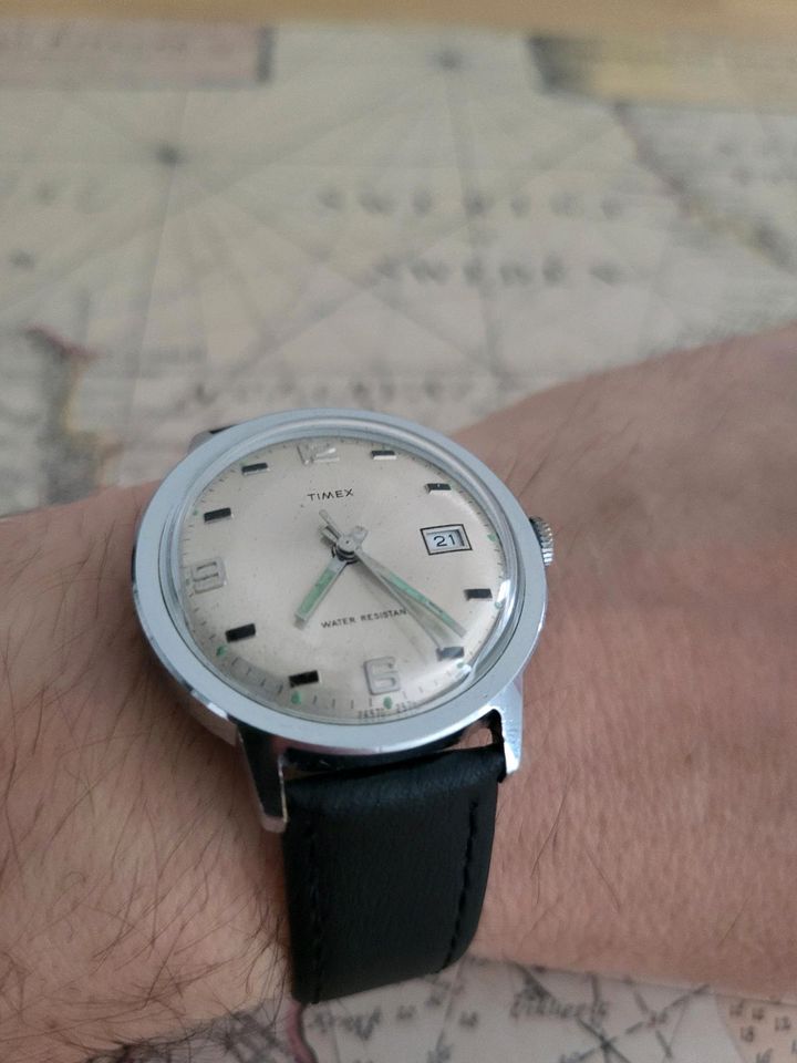 Timex Uhr handaufzug vintage in Oldenburg