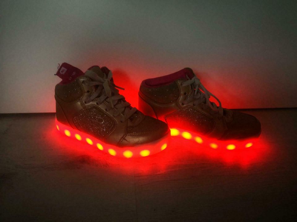 LED SKECHERS, Größe 32 in Nazza