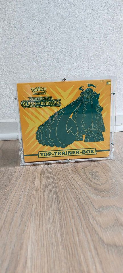 pokemon clash der rebellen Trainer box in Langenburg