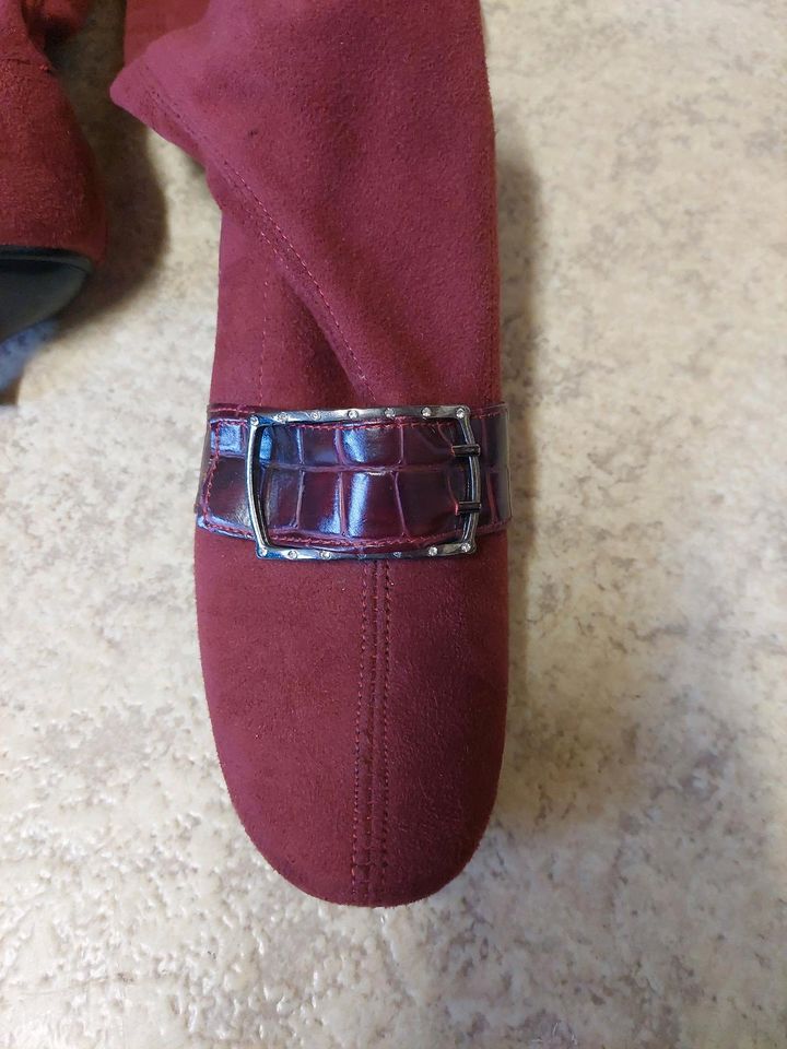 Damen stiefel rot gr.37 in Schechen