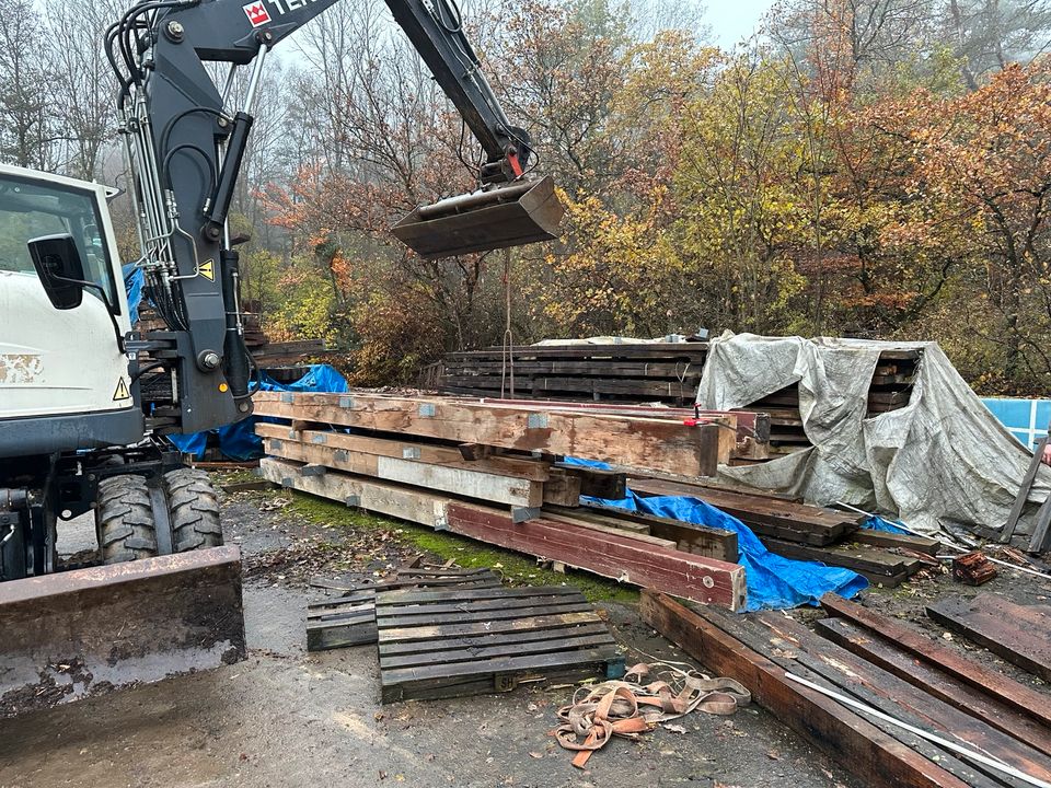 Sparren/Pfosten/LeimbinderKVH/Kanthölzer/Balken in Herborn