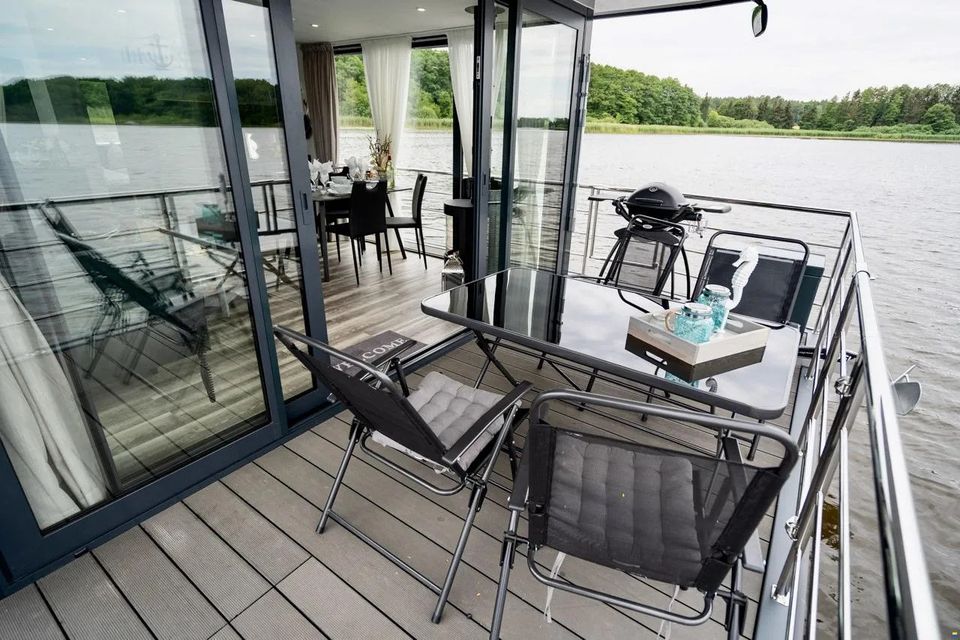 36m² Apartment auf dem Wasser +++Liegeplatz Müritz+++ in Stade