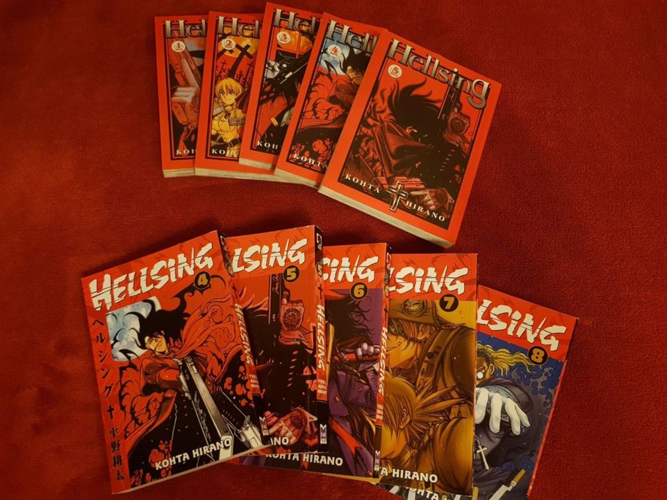 Hellsing - 1 bis 8 Planet Manga/ Dark Horse dt./ engl. 2004-2005 in Frankfurt (Oder)