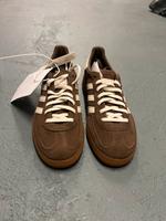 Adidas Handball Spezial Earth Strata Gum Gr.38 2/3 SKU:IF6490 Bayern - Lenting Vorschau