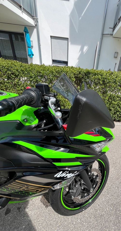 Kawasaki Ninja650 ABS mit vielen Extras - nur 2905km in Senden