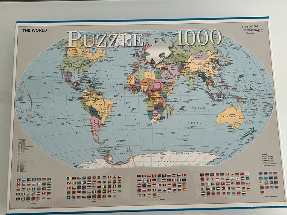 NEU !!! Puzzle, 1000 Teile, Politische Weltkarte mit Flaggen in München