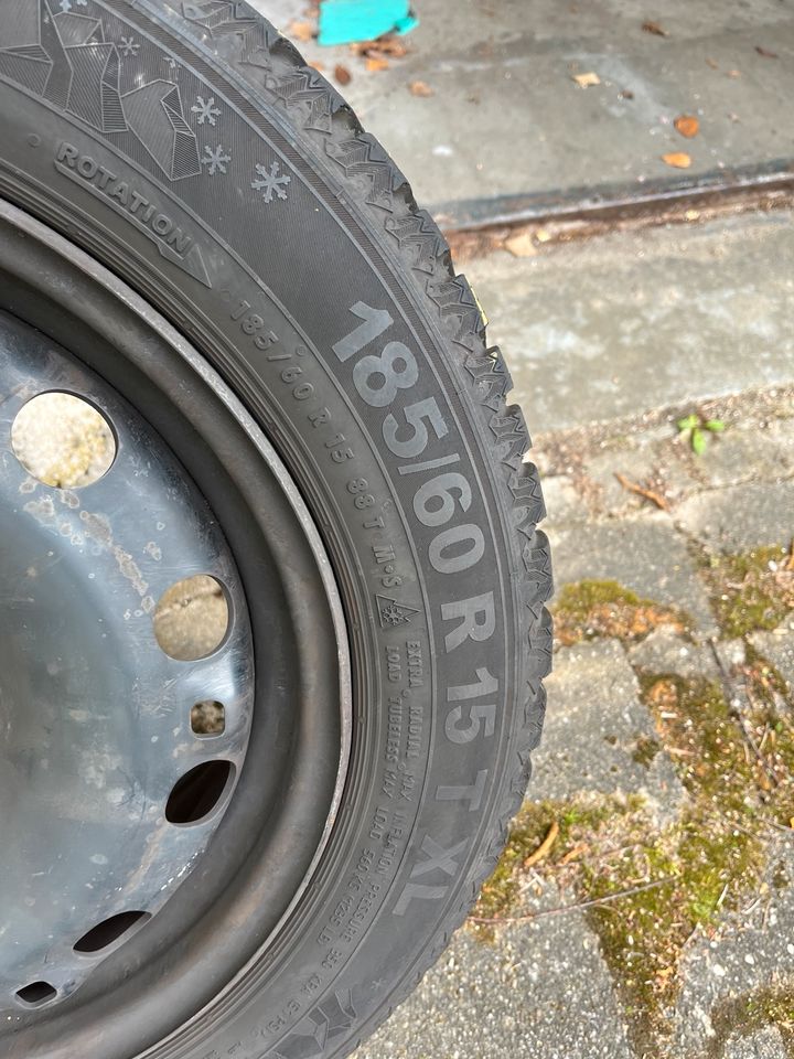 Semperit 185/60 R15 T XL Autoreifen in Gießen