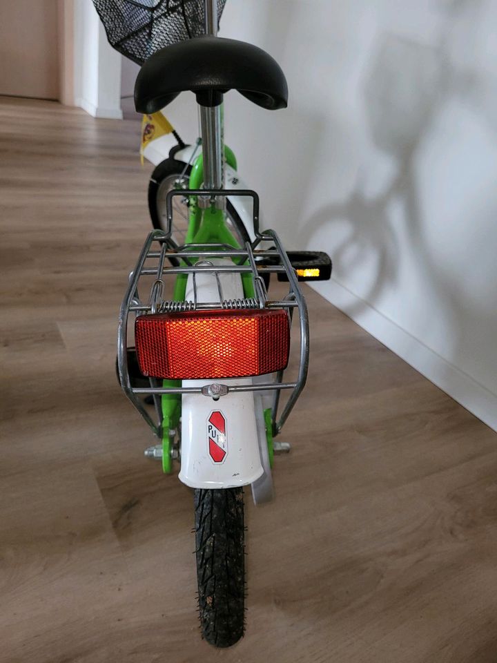 Puky Fahrrad mit Körbchen 16 Zoll grün in Wanzleben