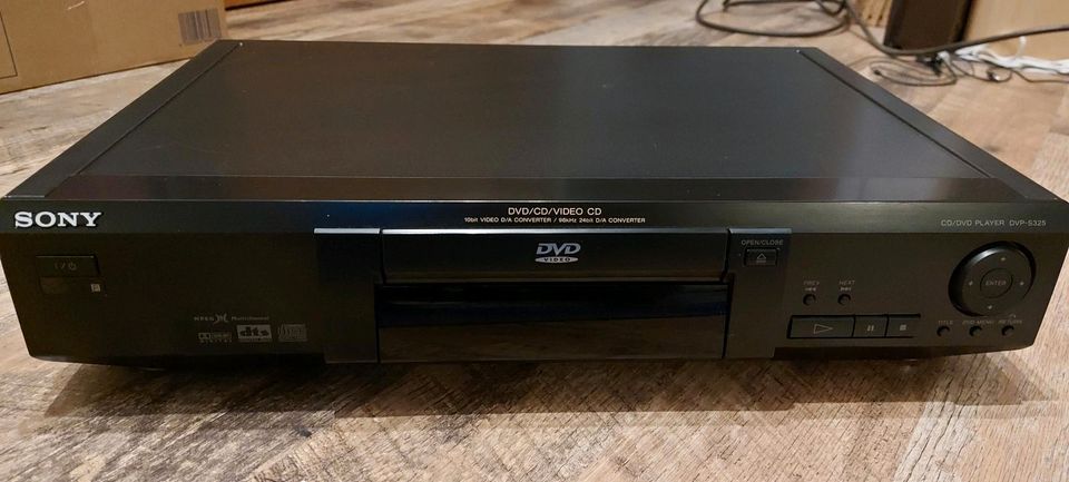 Sony CD / DVD Player DVP-S 325 in Grevenbroich