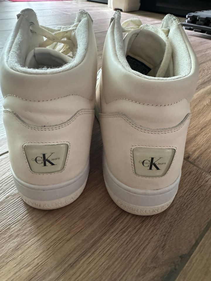 CK Calvin Klein Sneaker beige Gr. 44, Topp-Zustand in Augsburg