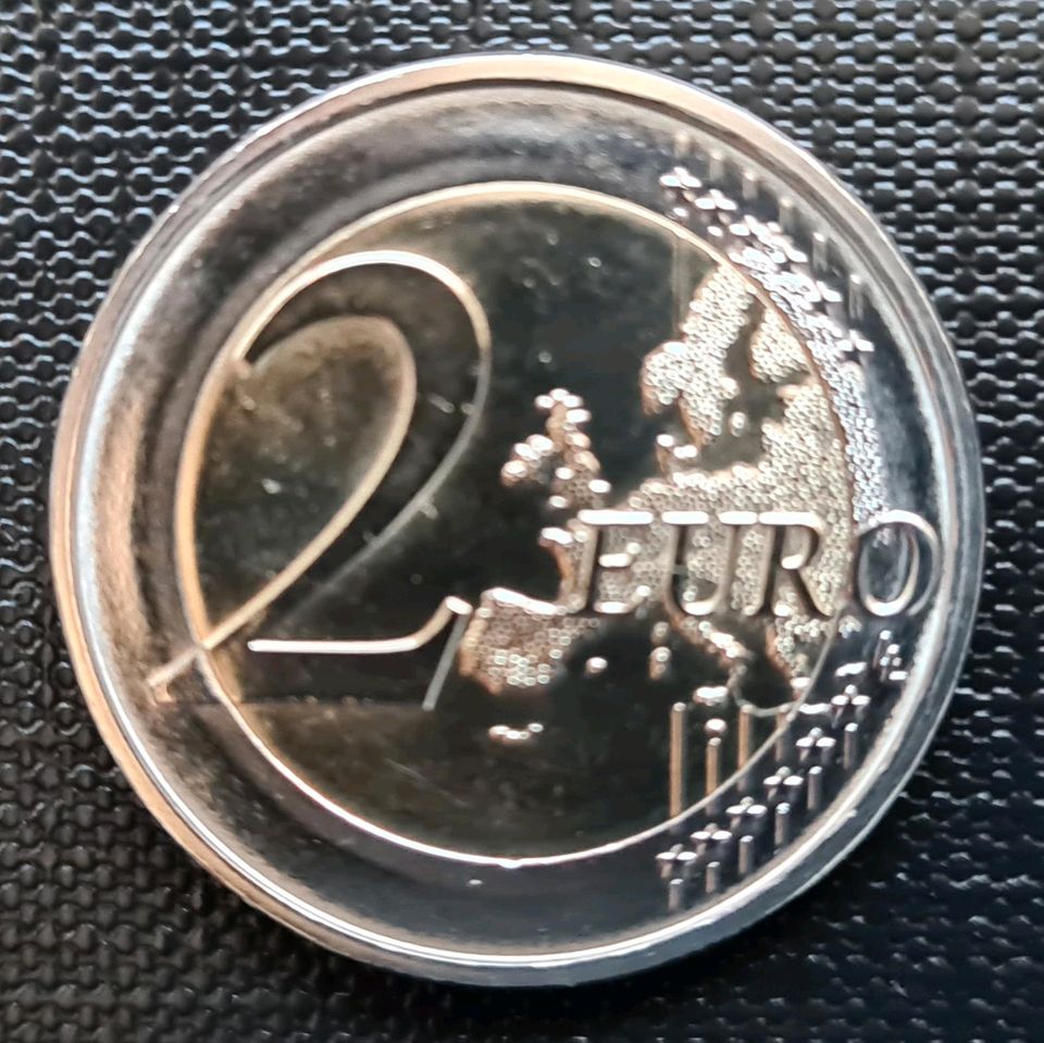 2 Euro Münze 30 Jahre Mauerfall Neuwertig ohne Kratzer J  2019 in Barsbüttel