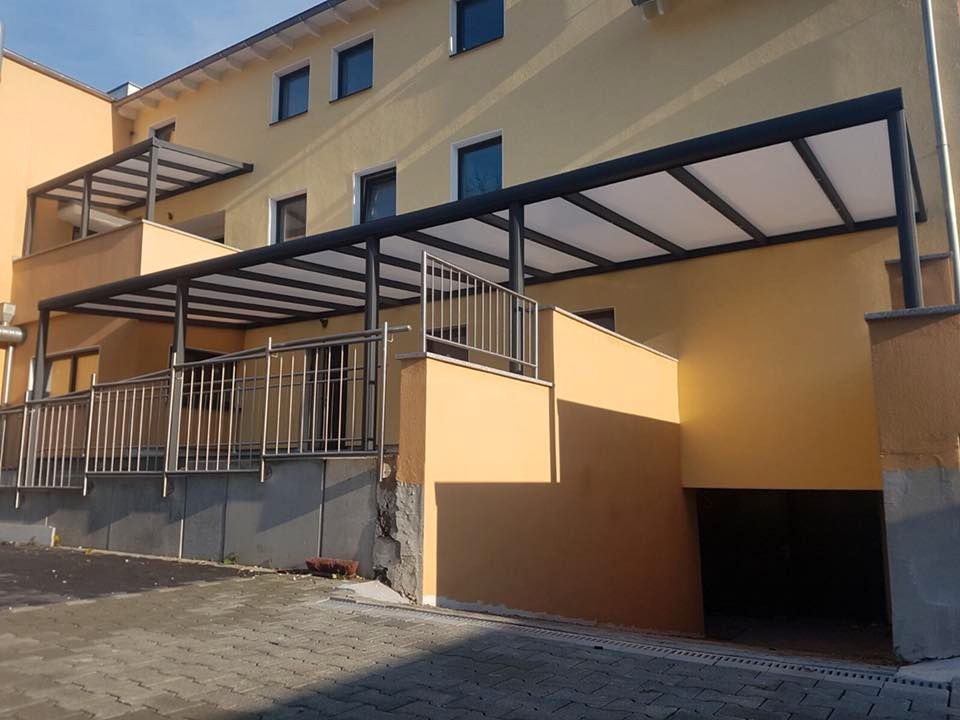 Alu Terrassenüberdachung Carport Vordach Dach Balkonüberdachung in Lindern (Oldenburg)