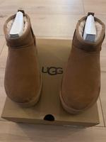 UGG Boots Plateau NEU Niedersachsen - Jork Vorschau