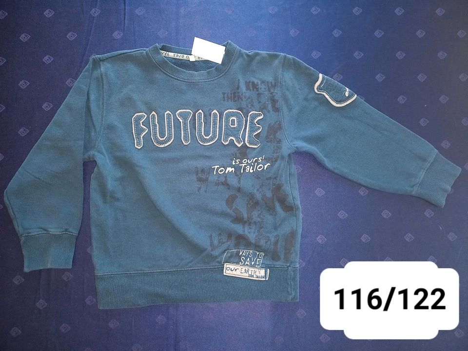 Gr. 116 / 122 Junge T-Shirt Hai blau Pullover Jacke in Bassum