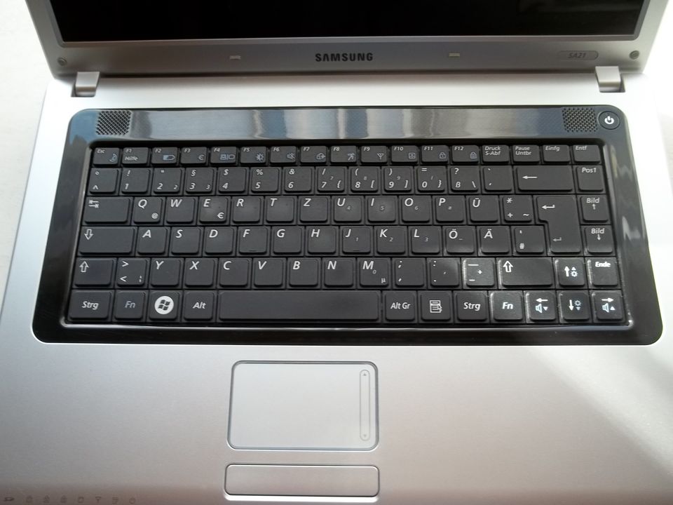 FUNKTIONSFÄHIGES NOTEBOOK / LAPTOP SAMSUNG NP- SA21 GUTER ZUSTAND in Altenkirchen