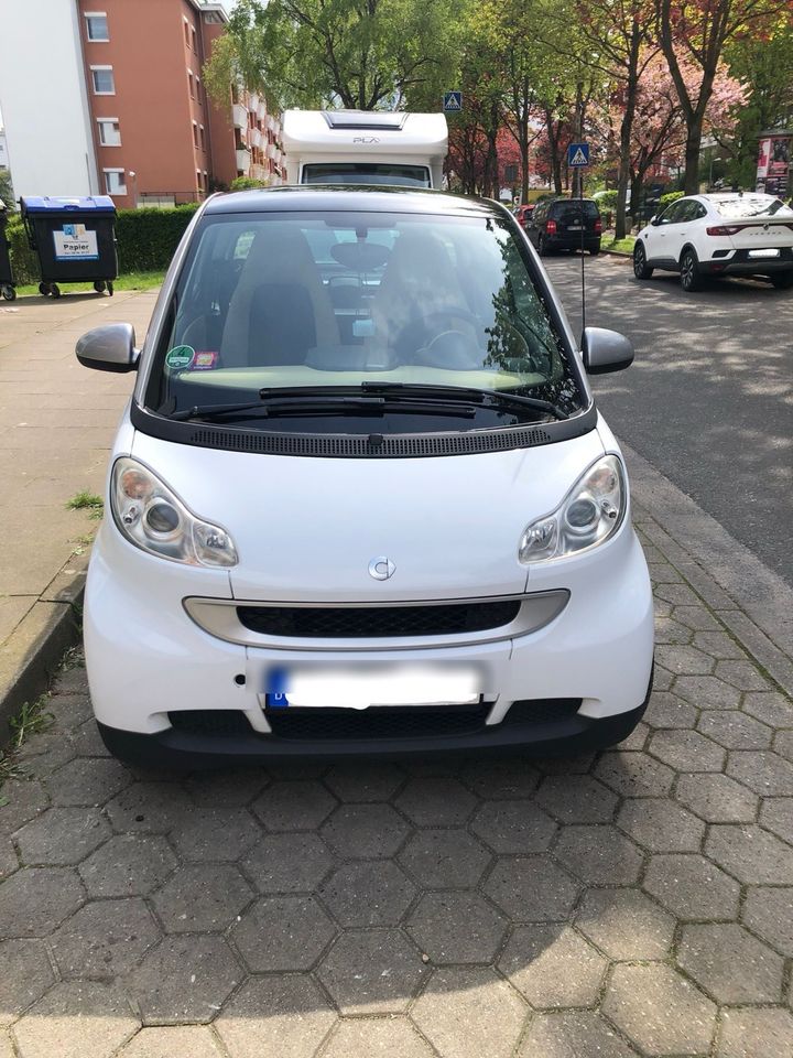 Smart Fortwo 451 Coupe mhd 71 PS Panoramadach in Hamburg