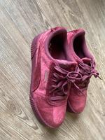 Neuwertige samtige Schuhe Gr. 36 von Puma Niedersachsen - Rinteln Vorschau