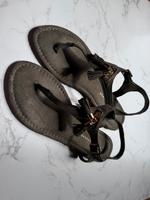 Primark sandalen wildleder imitat 40,5 grün olive Köln - Höhenberg Vorschau