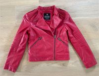 TOP!!! NEU! Coole Bikerjacke Jacke Lederlook rot C&A Gr 140 Nordrhein-Westfalen - Minden Vorschau